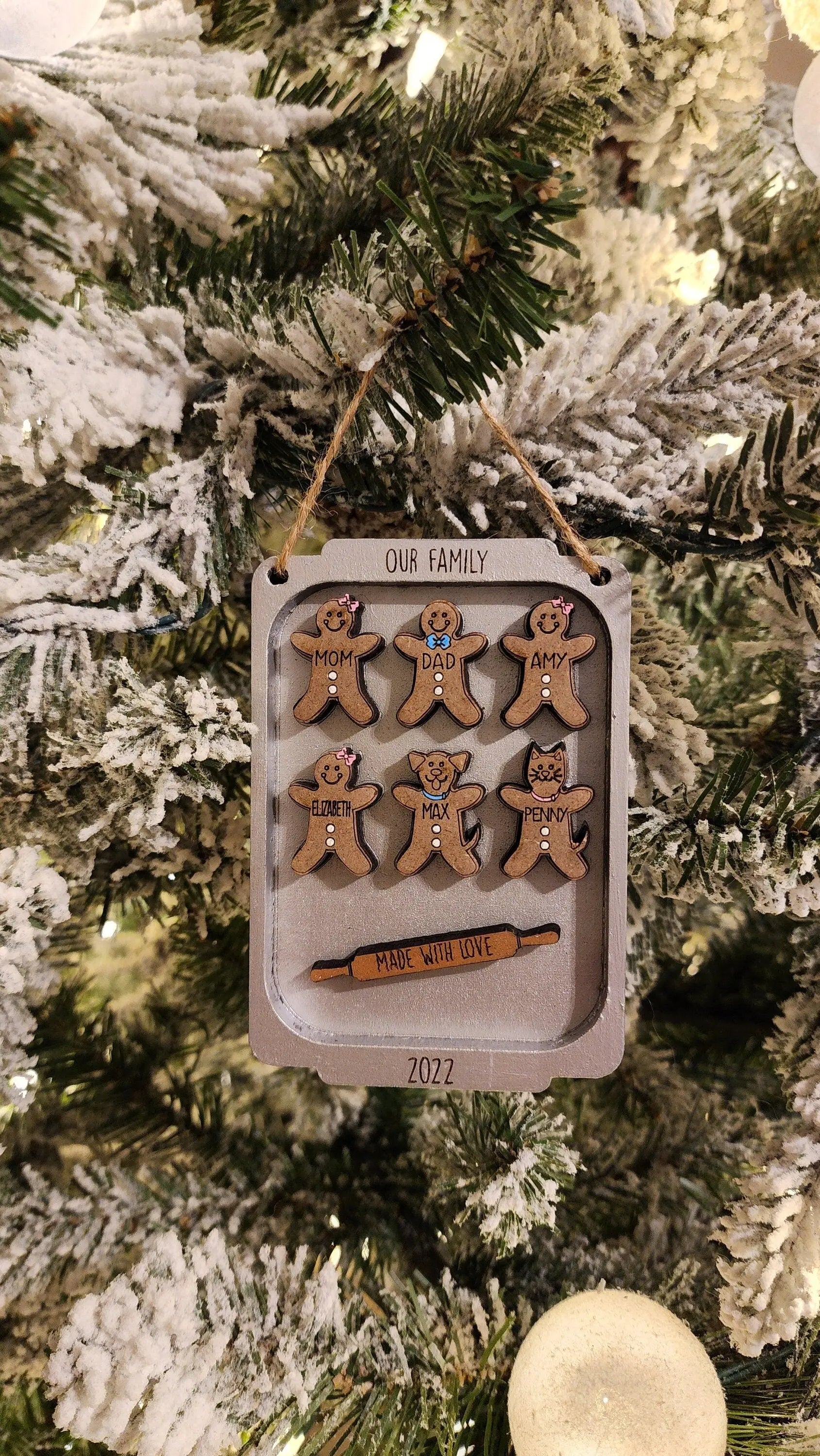 Family Gingerbread | Personalized  Ornament Woodsy What Knots