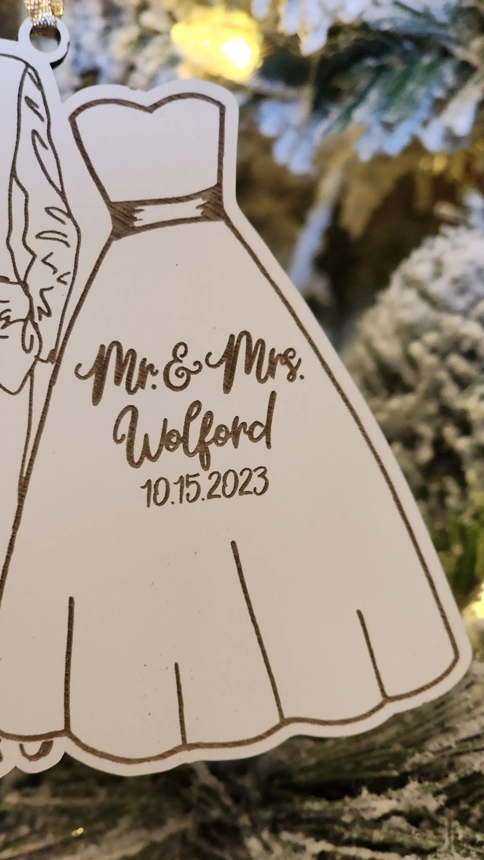 Just Married | Personalized Ornament Woodsy What Knots