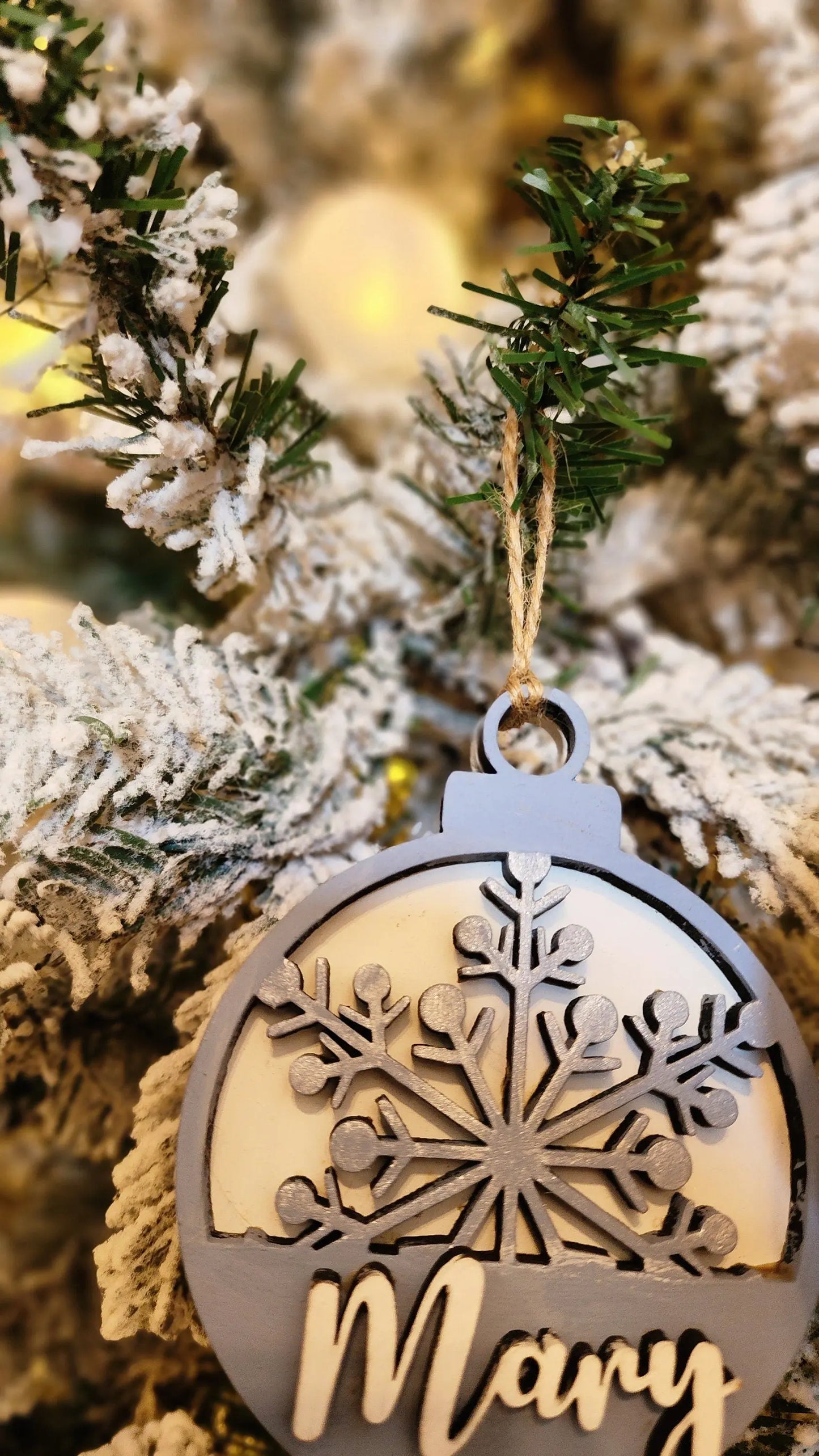 Snowflake | Personalized Ornament Woodsy What Knots