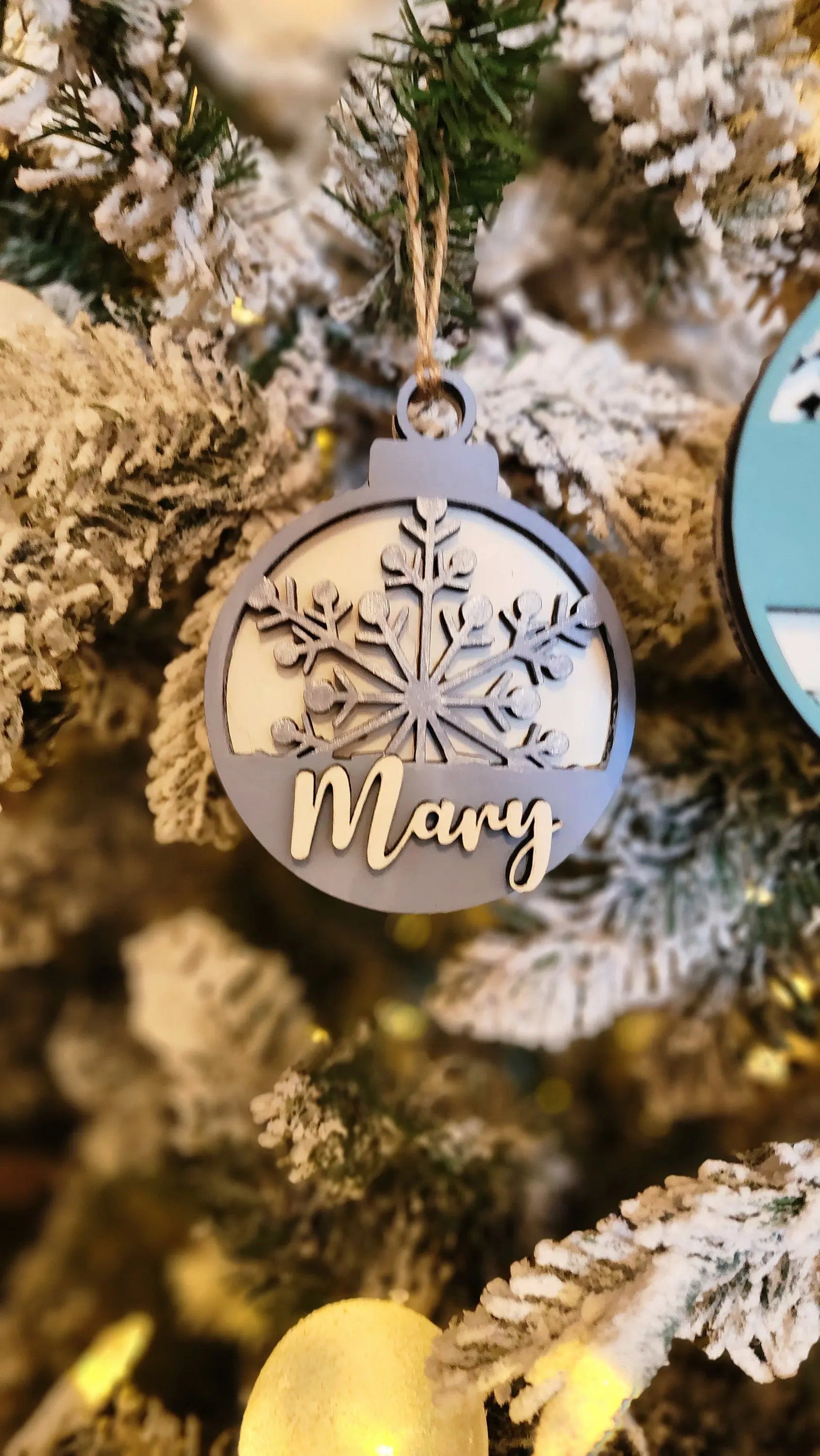 Snowflake | Personalized  Ornament Woodsy What Knots