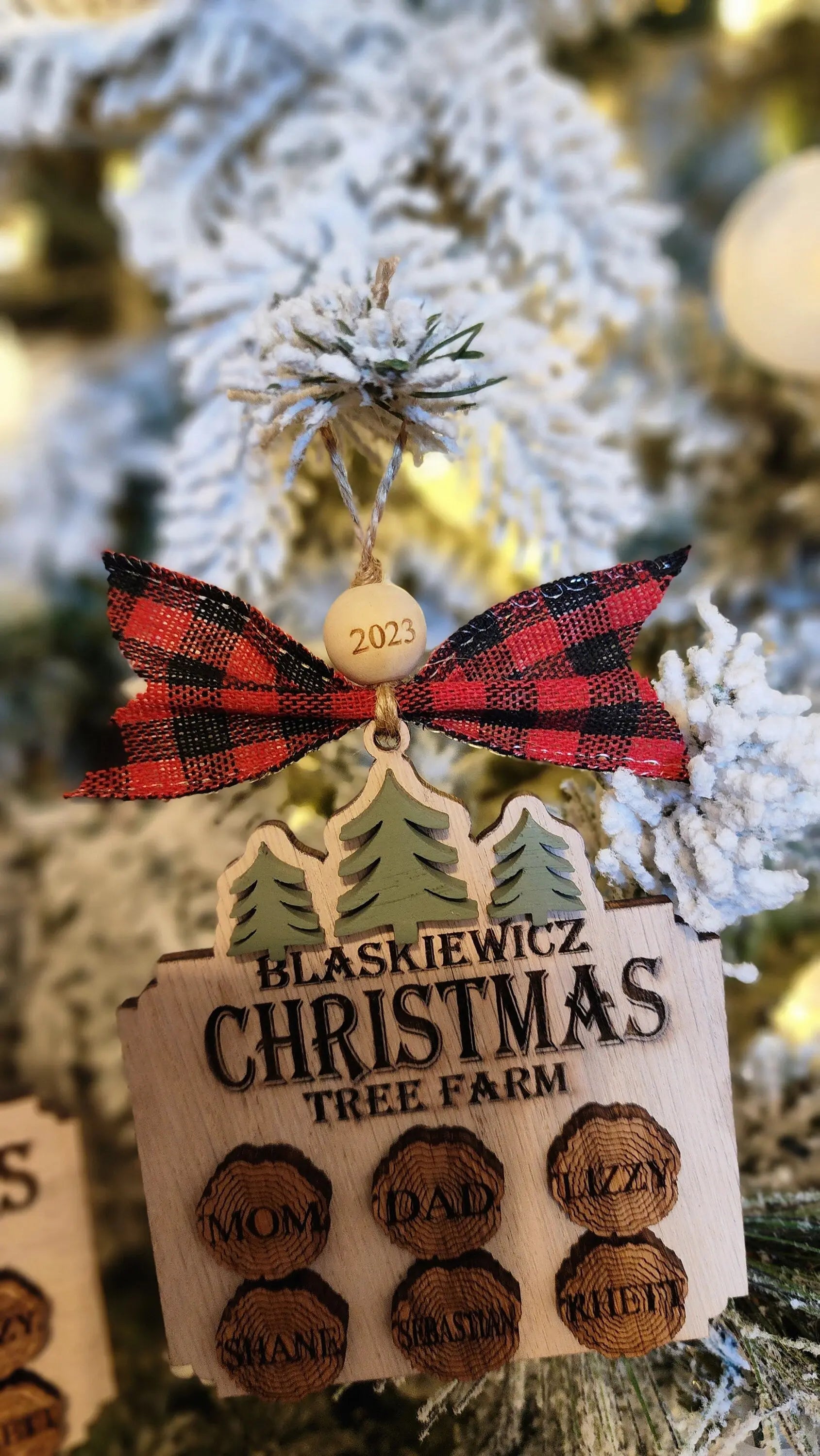 Family Tree Farm | Personalized Ornament Woodsy What Knots