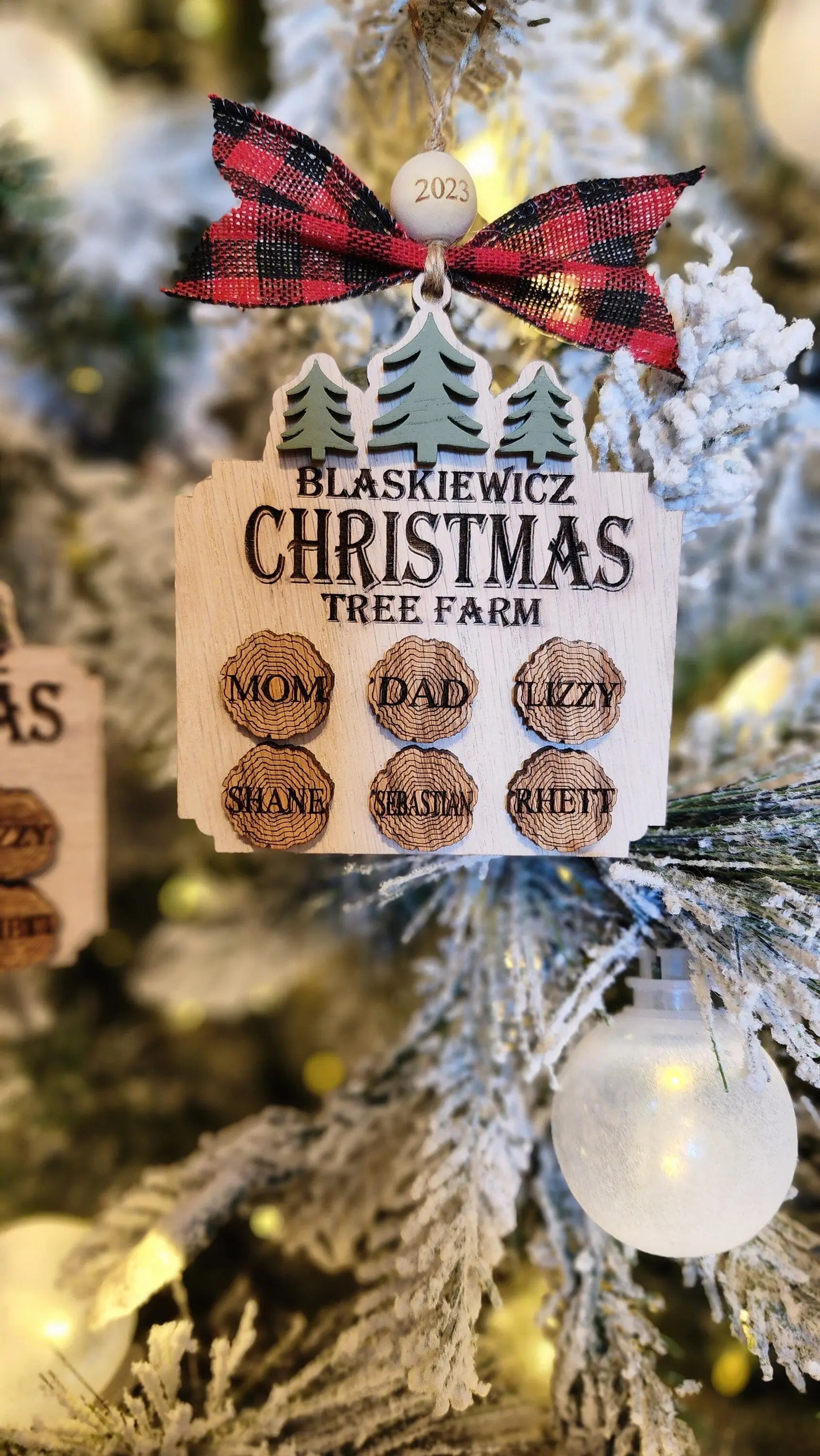 Family Tree Farm | Personalized Ornament Woodsy What Knots